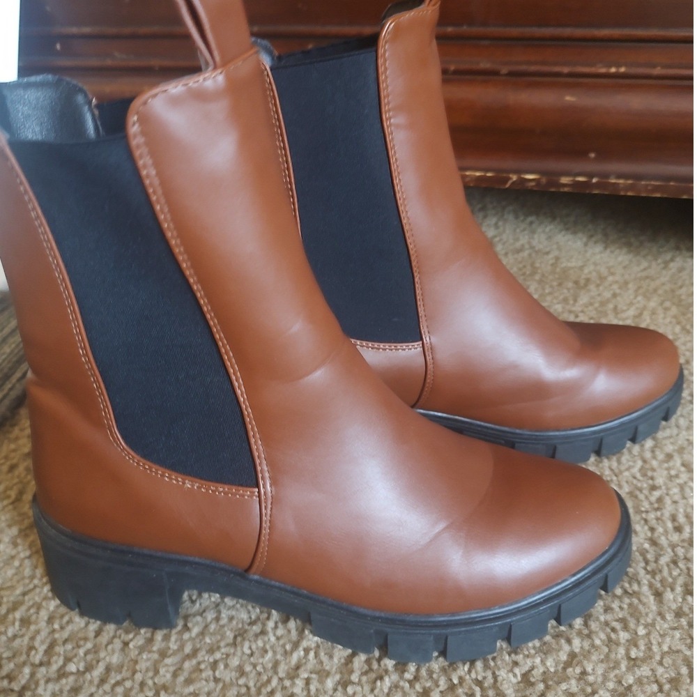 Womens Cognac Brown Lug Sole Chelsea Boots Mid Calf Platform Combat Boots 10